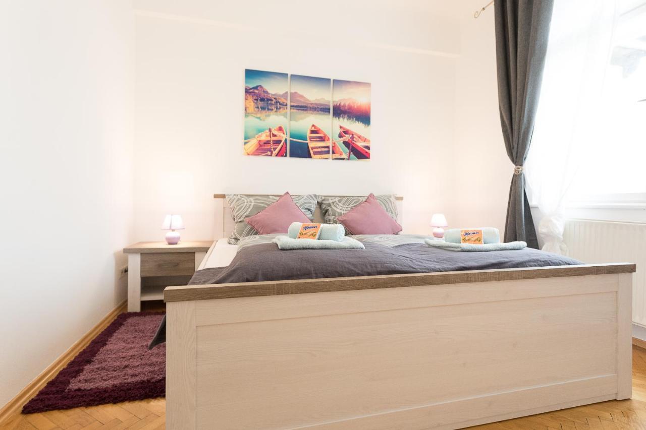 French Balcony - 45M² - Szeneviertel Lägenhet Wien Exteriör bild
